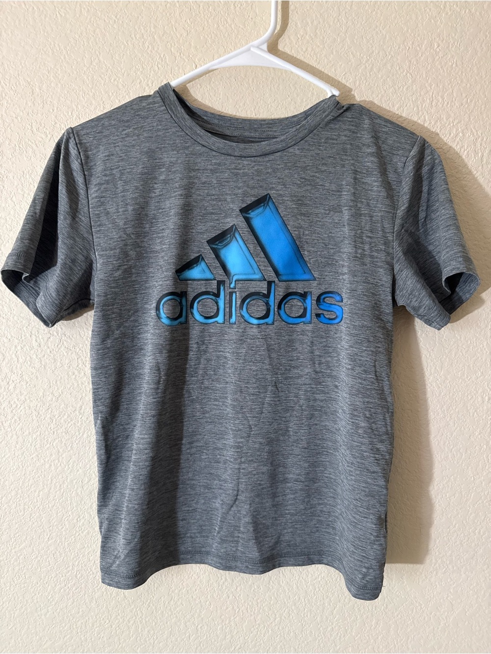 adidas Boys Gray/Blue Logo Graphic Crew Neck Short Sleeve T-Shirt Size S